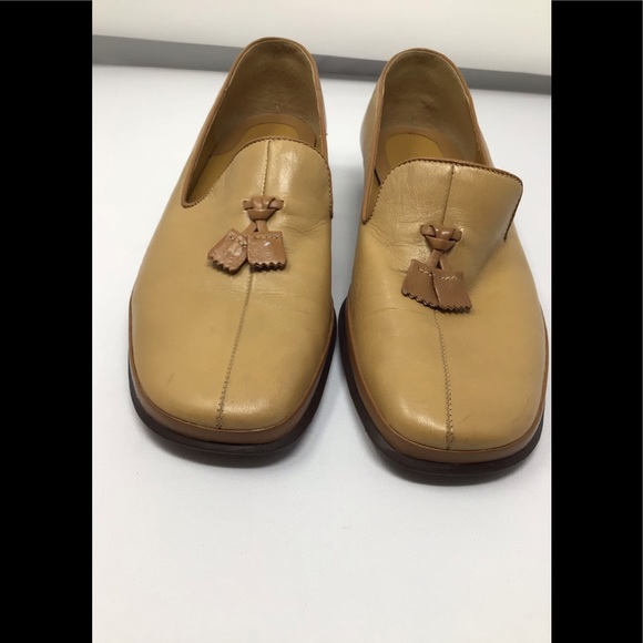 Enzo Angiolini Tan/Cream Loafers - Picture 2 of 6